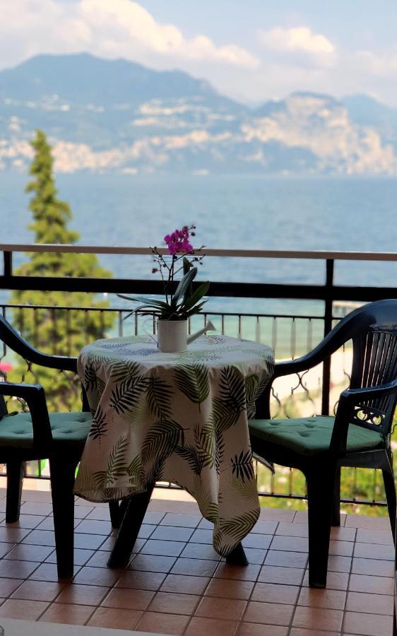 Hotel Merano Brenzone sul Garda Luaran gambar