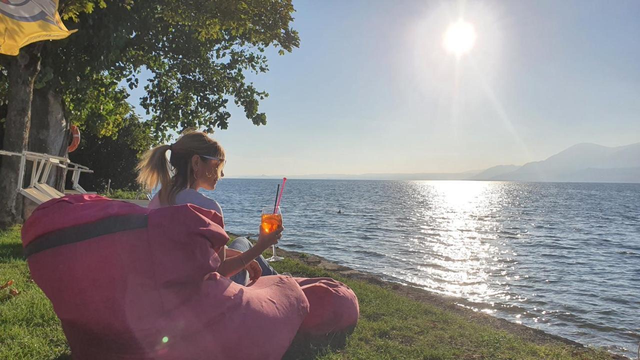 Hotel Merano Brenzone sul Garda Luaran gambar
