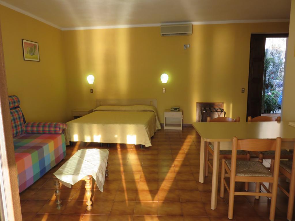Hotel Merano Brenzone sul Garda Luaran gambar
