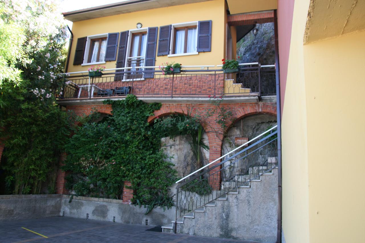 Hotel Merano Brenzone sul Garda Luaran gambar